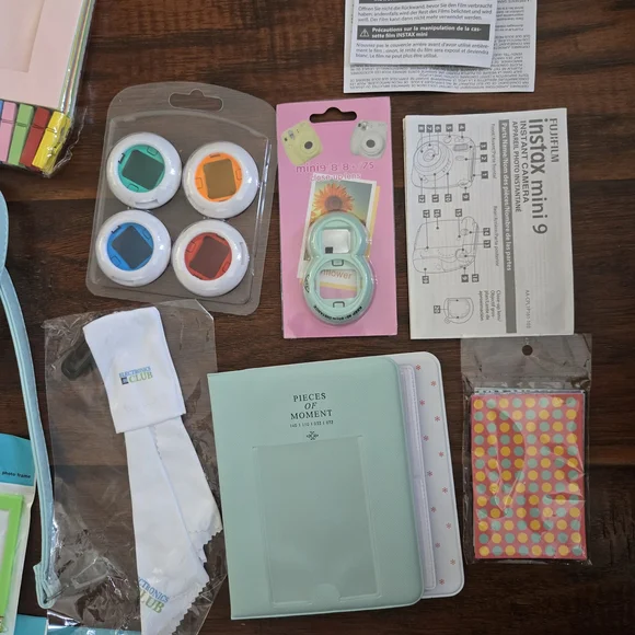 Instax Mini 9 Camera Accessories Bundle - Picture 6 of 6